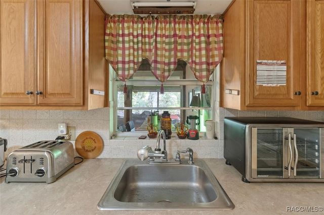 516 S Tuck Point, Inverness, FL 34450