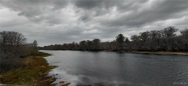 516 S Tuck Point, Inverness, FL 34450