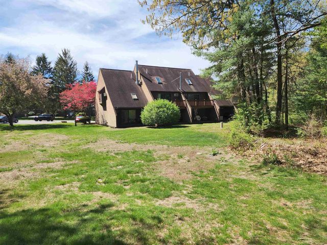 55 Spring Cove Road, Nashua, NH 03062