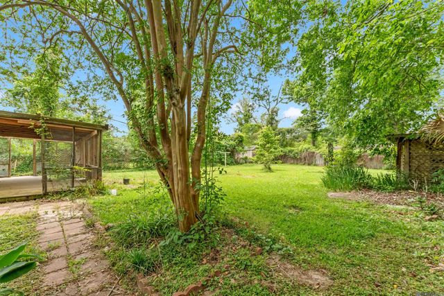 564 E Bolivar Dr, Baton Rouge, LA 70819