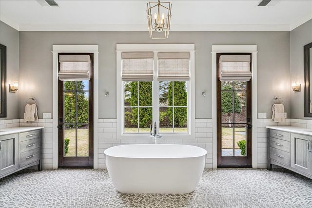 3149 CHAPEL WOODS CV, Germantown, TN 38139