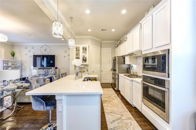 1511 Grayson Oaks Place, Houston, TX 77043