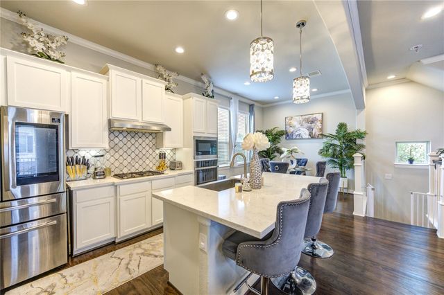 1511 Grayson Oaks Place, Houston, TX 77043