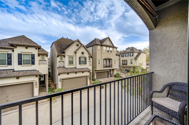 1511 Grayson Oaks Place, Houston, TX 77043