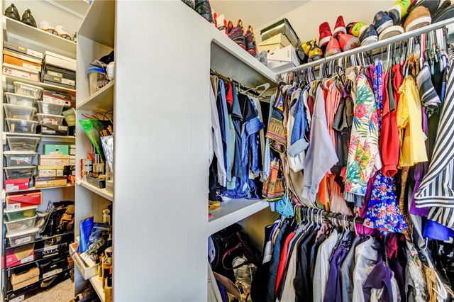 1511 Grayson Oaks Place, Houston, TX 77043