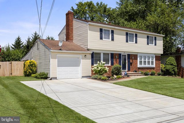 13 RUTGERS DR, Delran, NJ 08075