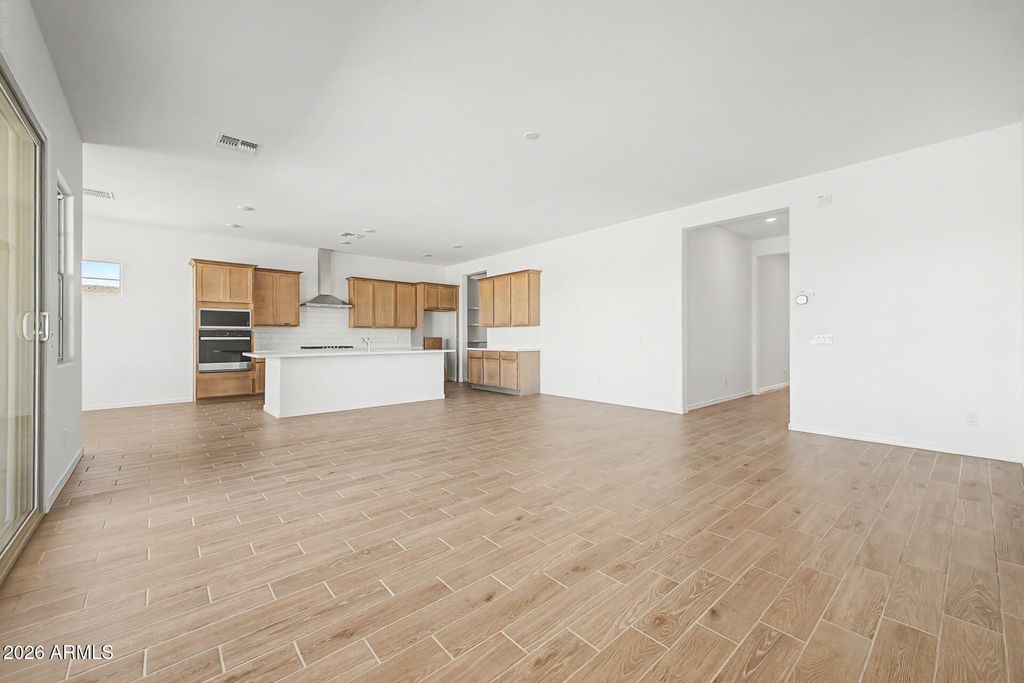 1439 S 183RD Drive, Goodyear, AZ 85338 — photo 2