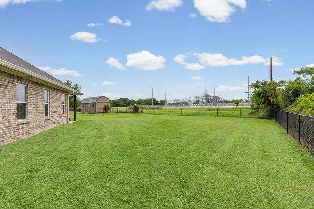 228 Mill Street, Emory, TX 75440