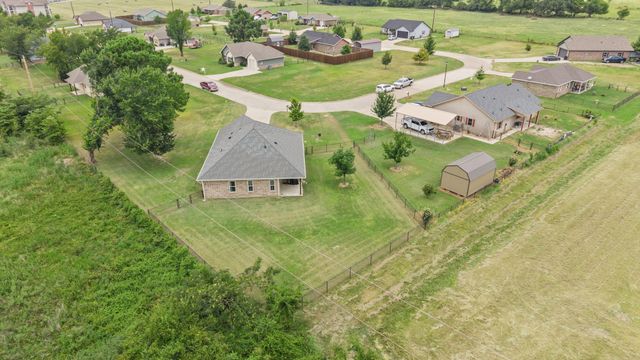 228 Mill Street, Emory, TX 75440