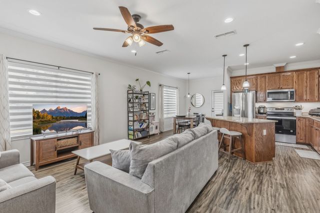228 Mill Street, Emory, TX 75440