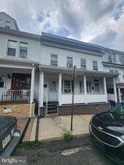1231 W WALNUT ST, Ashland, PA 17921