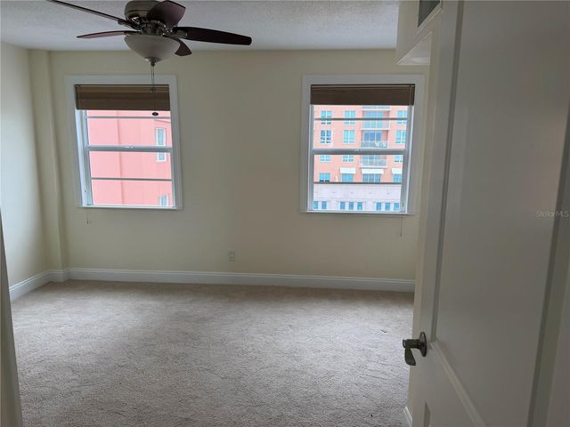 33 S GULFSTREAM AVENUE 1001, Sarasota, FL 34236