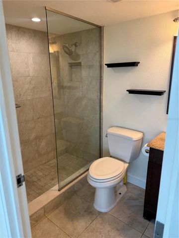 33 S GULFSTREAM AVENUE 1001, Sarasota, FL 34236