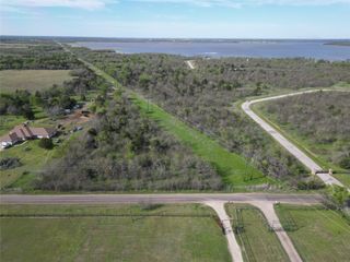8013 Big Water Lane, Kemp, TX 75143