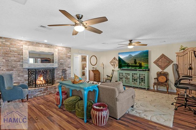 226 Billy Harris Point, Midway, GA 31320