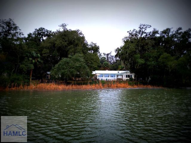 226 Billy Harris Point, Midway, GA 31320