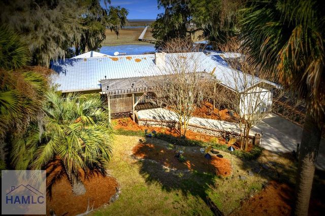 226 Billy Harris Point, Midway, GA 31320