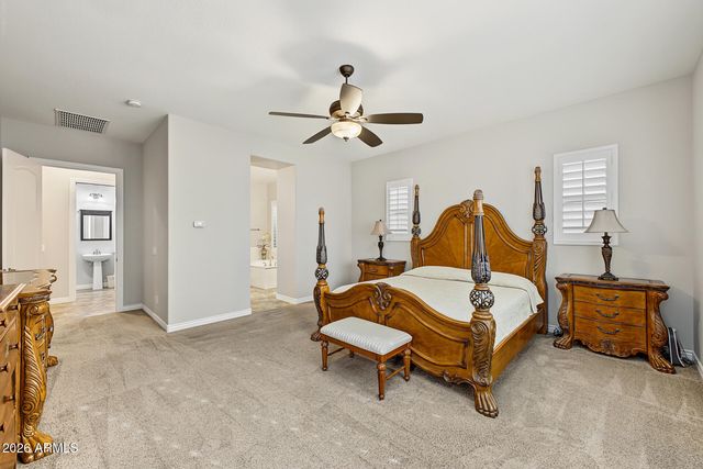 2052 S NAVAJO Court, Chandler, AZ 85286