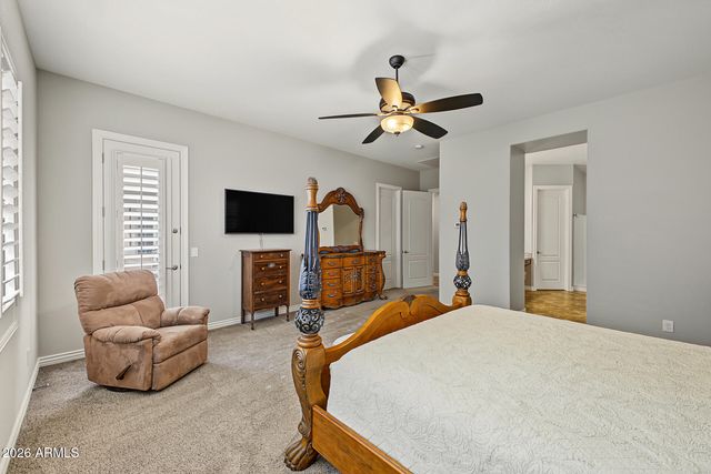 2052 S NAVAJO Court, Chandler, AZ 85286