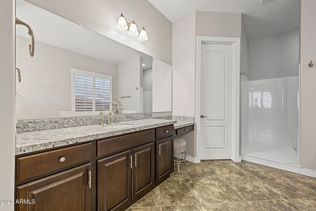 2052 S NAVAJO Court, Chandler, AZ 85286