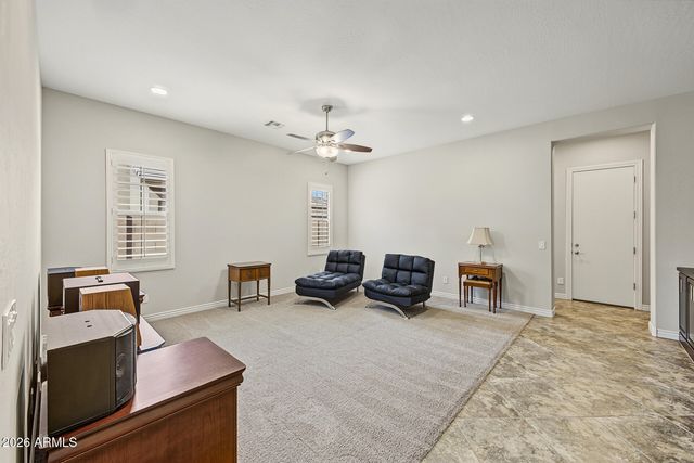 2052 S NAVAJO Court, Chandler, AZ 85286