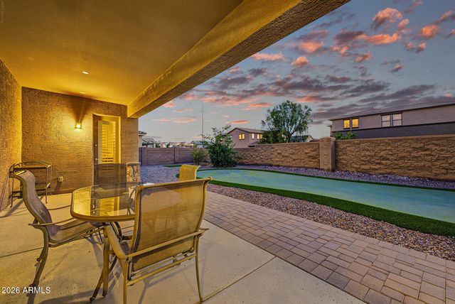 2052 S NAVAJO Court, Chandler, AZ 85286