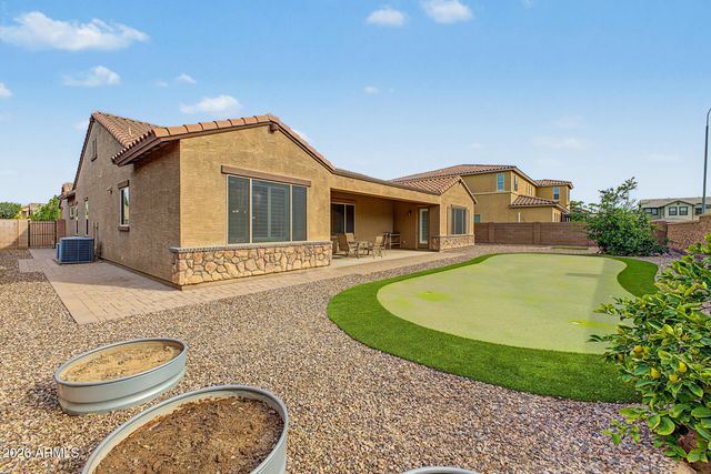 2052 S NAVAJO Court, Chandler, AZ 85286