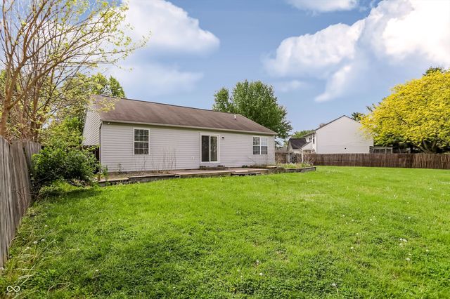 988 Canary Creek Drive, Franklin, IN 46131