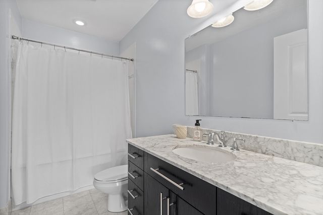 152 Old Colony 9, Boston, MA 02127