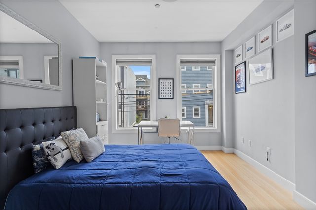 152 Old Colony 9, Boston, MA 02127
