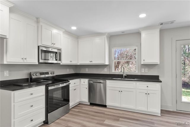 4914 Highway 43 N, Northport, AL 35473