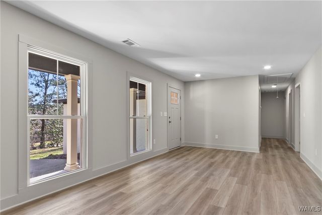 4914 Highway 43 N, Northport, AL 35473