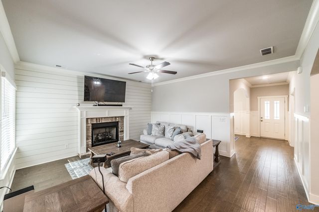 6 Desert Oak Court, Huntsville, AL 35824