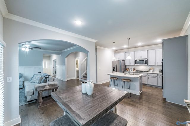 6 Desert Oak Court, Huntsville, AL 35824