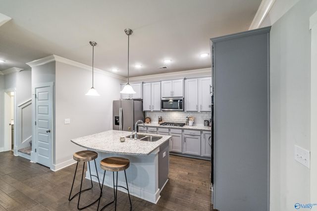 6 Desert Oak Court, Huntsville, AL 35824