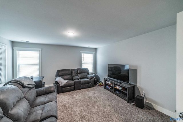 6 Desert Oak Court, Huntsville, AL 35824