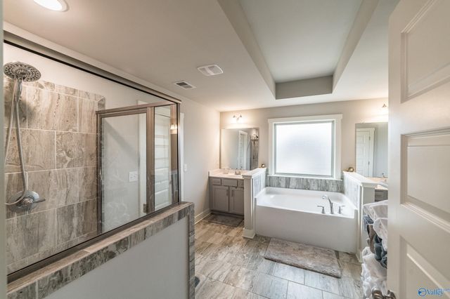 6 Desert Oak Court, Huntsville, AL 35824