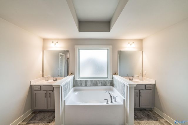 6 Desert Oak Court, Huntsville, AL 35824