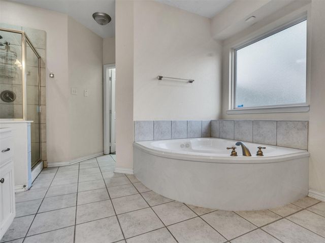 2407 Beacon Pointe, Pearland, TX 77584