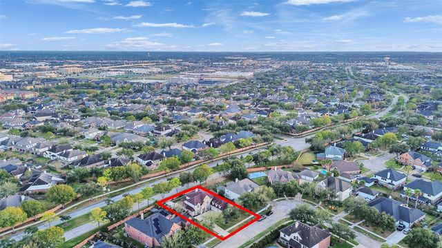 2407 Beacon Pointe, Pearland, TX 77584