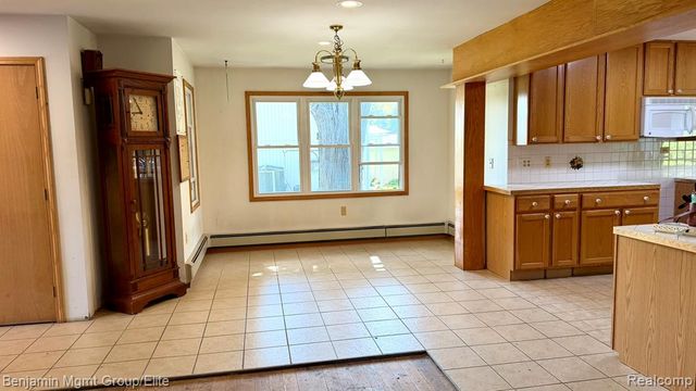 6764 Grand Beach Drive, Brighton, MI 48114