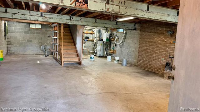 6764 Grand Beach Drive, Brighton, MI 48114