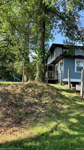 6764 Grand Beach Drive, Brighton, MI 48114