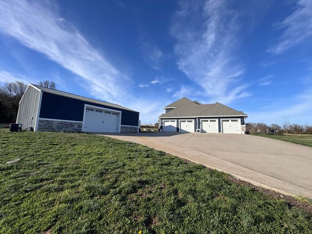 105 Penick Lane, Ozark, MO 65721