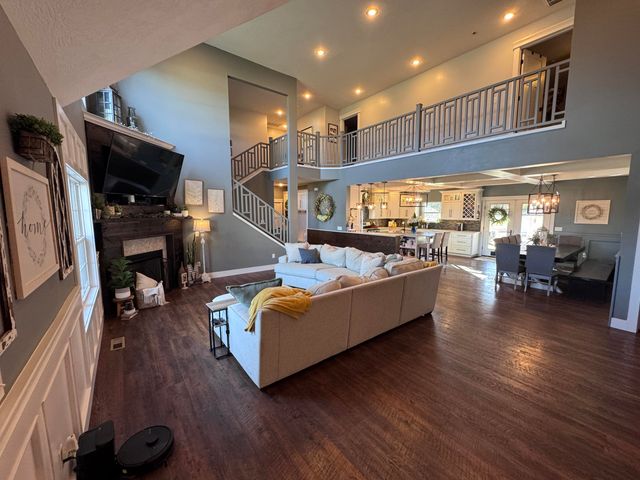 105 Penick Lane, Ozark, MO 65721