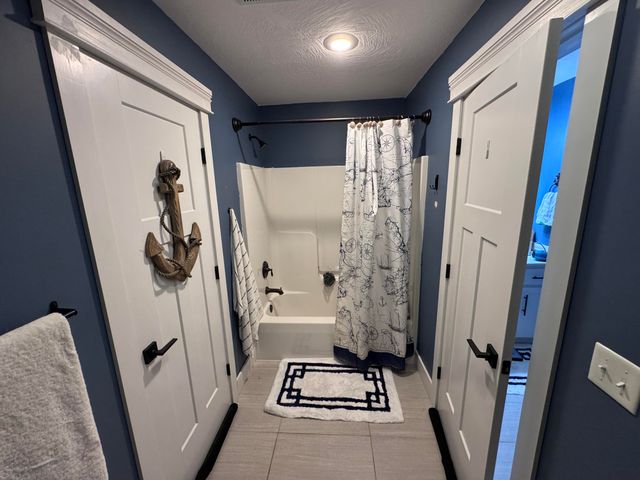 105 Penick Lane, Ozark, MO 65721