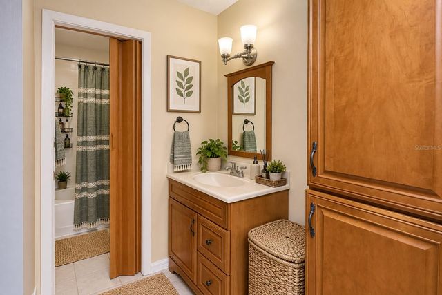 4386 LAKE UNDERHILL ROAD 20C7, Orlando, FL 32803