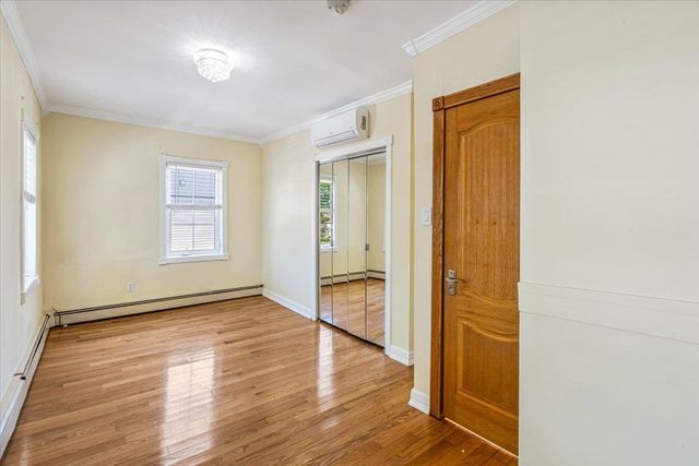 21-09 48th Street, Astoria, NY 11105