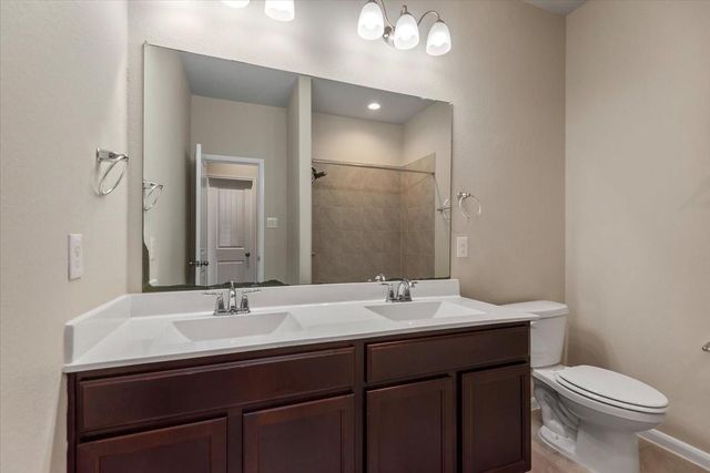 3736 Lancer Circle, Pearland, TX 77581