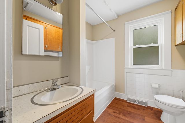 403 LEE AVE, Elkton, VA 22827